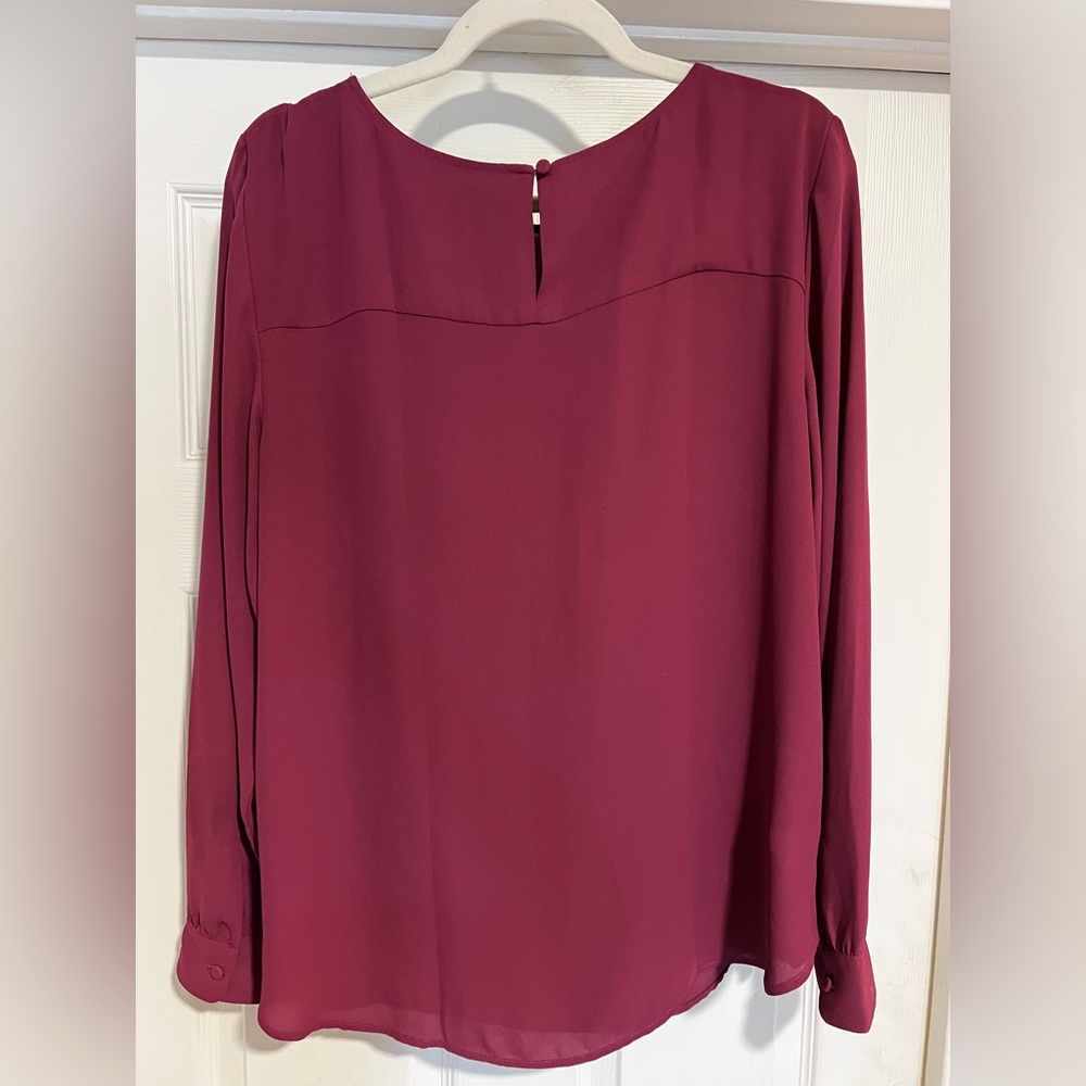 LOFT Blouse - Picture 2 of 3